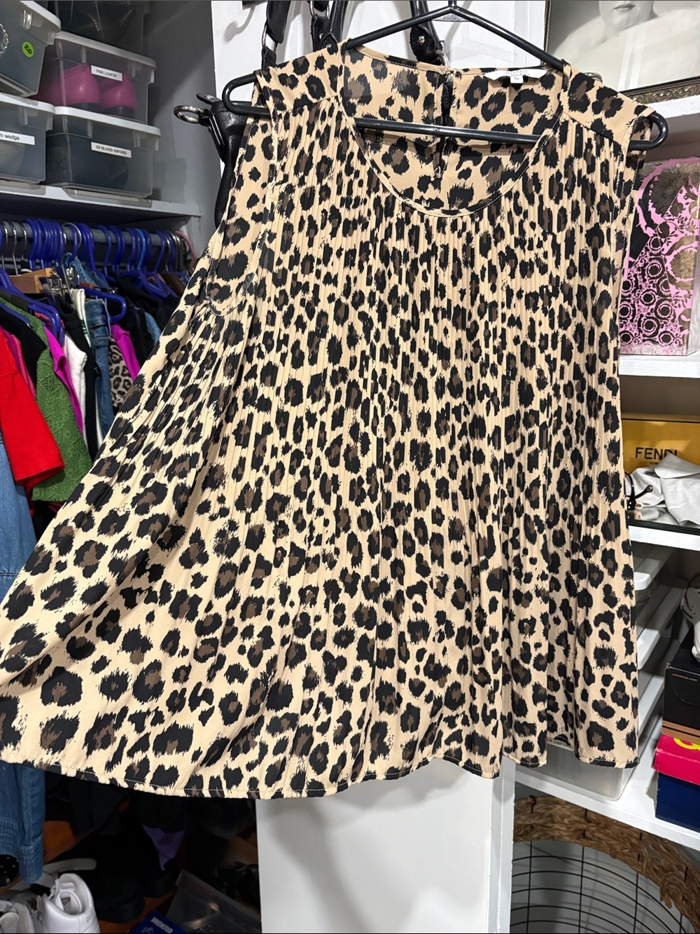 ALFRED SUNG Beige and Black Leopard Print Pleated blouse.